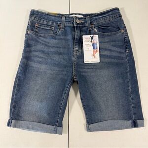 Signature by Levi Strauss Womens Mid Rise Bermuda Shorts Denim blue Size 10 NWT